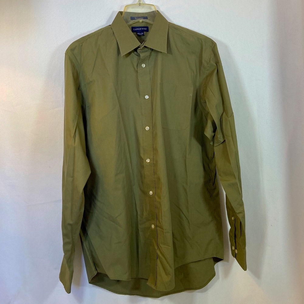 Lands’ End Wrinkle Free Men’s Broadcloth Dress Shirt